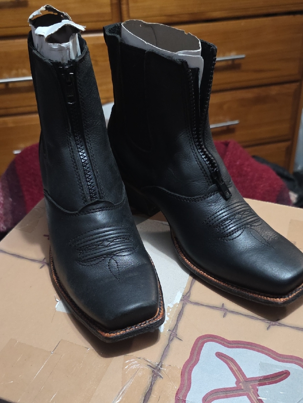 Twisted X Black Leather Front-Zip Ankle Booties